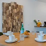 Seaview Reserve - Stunning Lux.