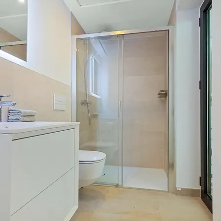 Apartment Seaview Reserve - Stunning Lux. *