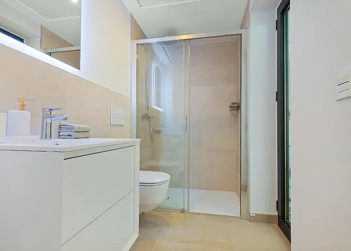 Apartment Seaview Reserve - Stunning Lux. *