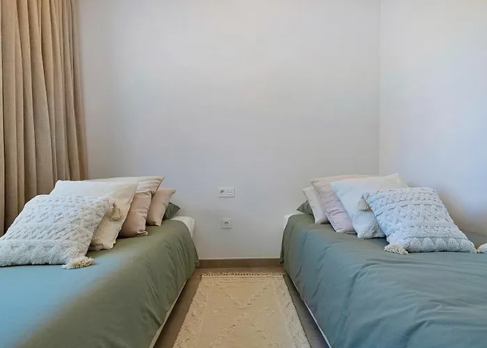 Seaview Reserve - Stunning Lux. Apartment *