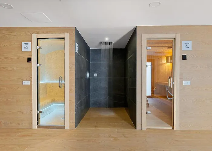 Seaview Reserve - Stunning Lux. *