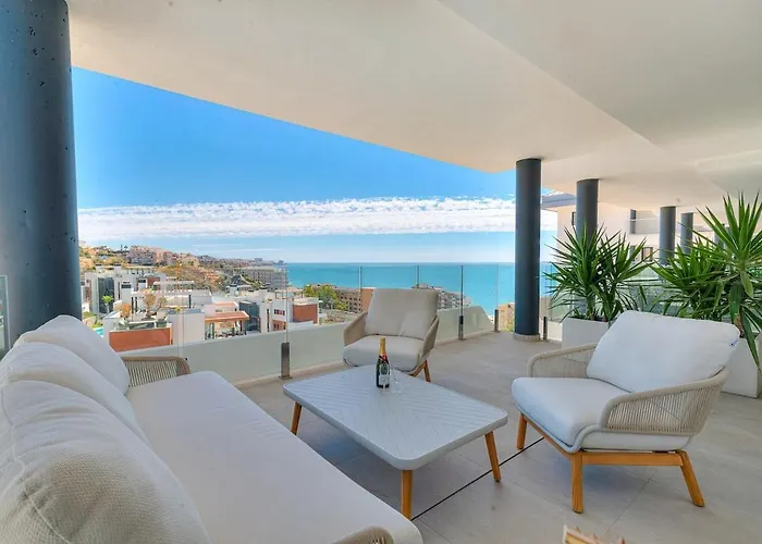 Seaview Reserve - Stunning Lux. *